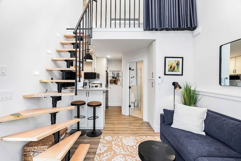 Covelet Hideaway