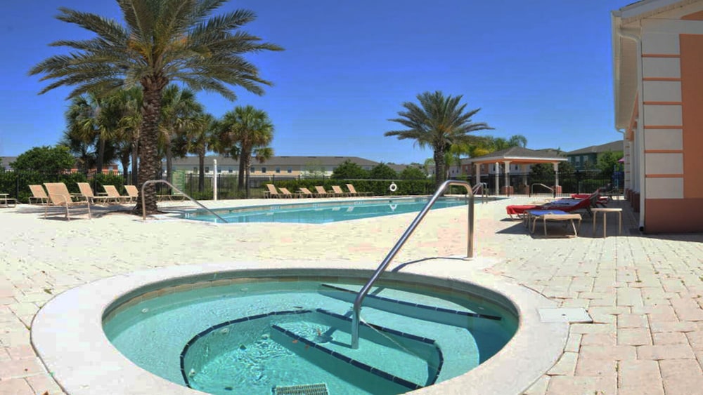Shv1168ha - 4 Bedroom Townhome In Coral Cay Resort, Sleeps Up To 10, Just 6 Miles To Disney - Image 3