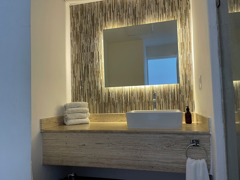 OvaCancun Apartments