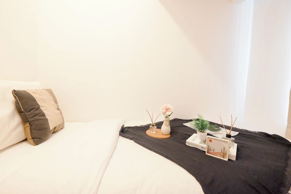 2Br (No Kitchen) Near Tokyo Hub At Tokyo Riverside Pik 2 Apartment