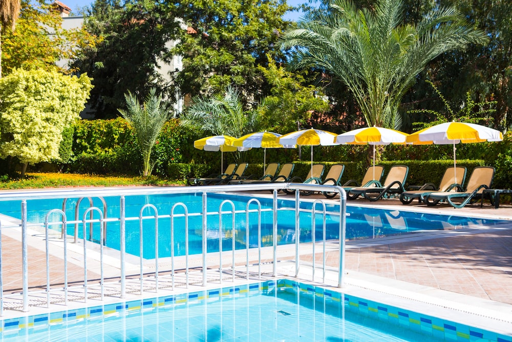 Gardenia Beach Hotel - All Inclusive