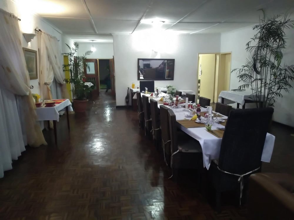 Kuku Royal Lodge