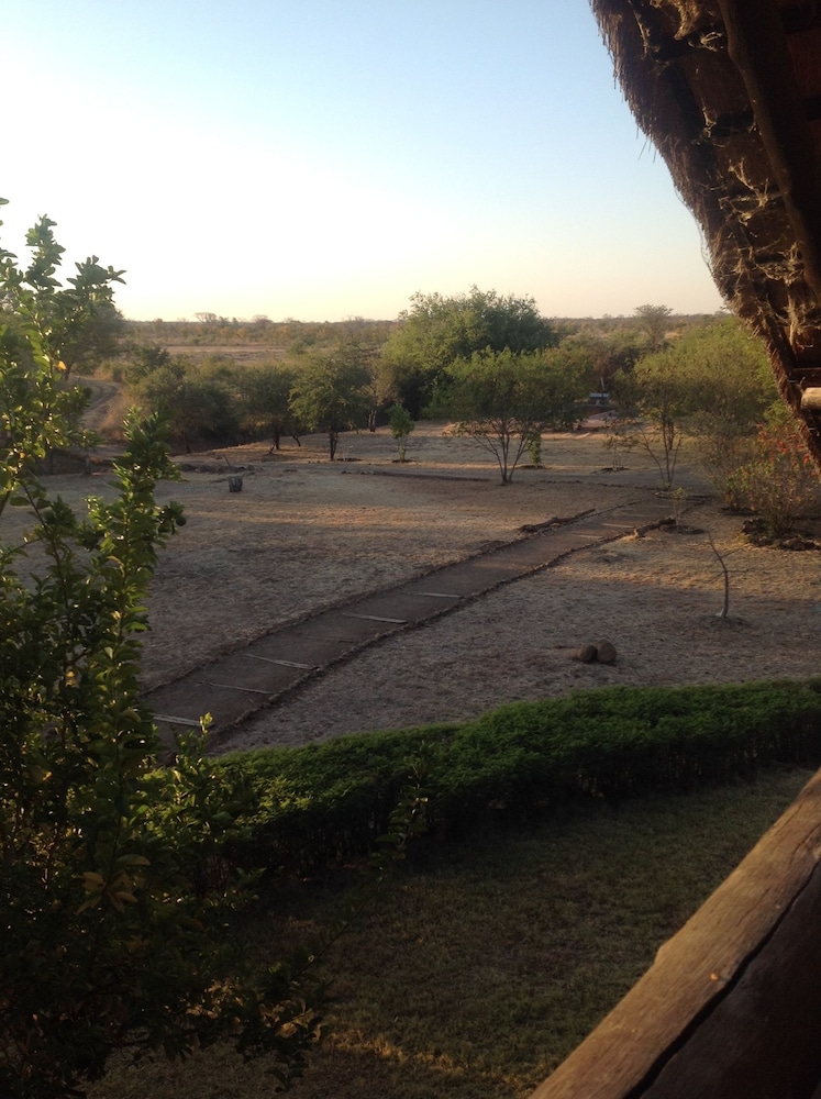 Livingstone Guest Farm - Hostel view 5