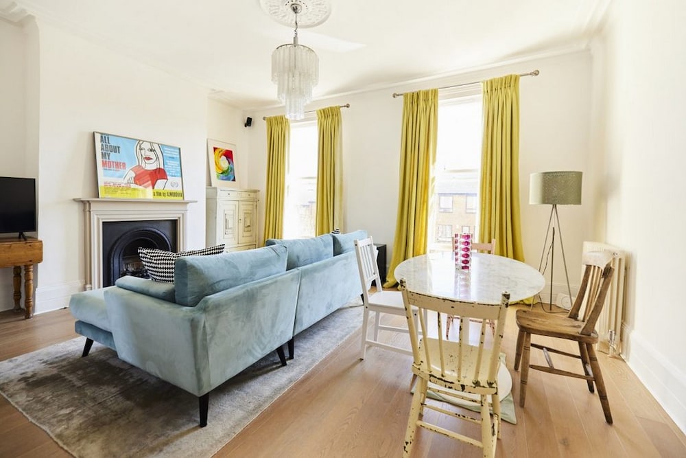 Stylish 3Br Home With Private Patio In Maida Vale