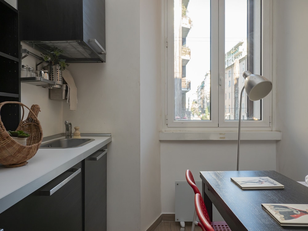 Centro Bligny B - Lovely Studio in Bocconi Area