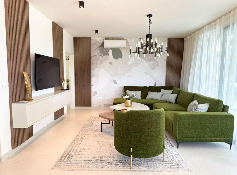 Leonarda Waterfront Residences