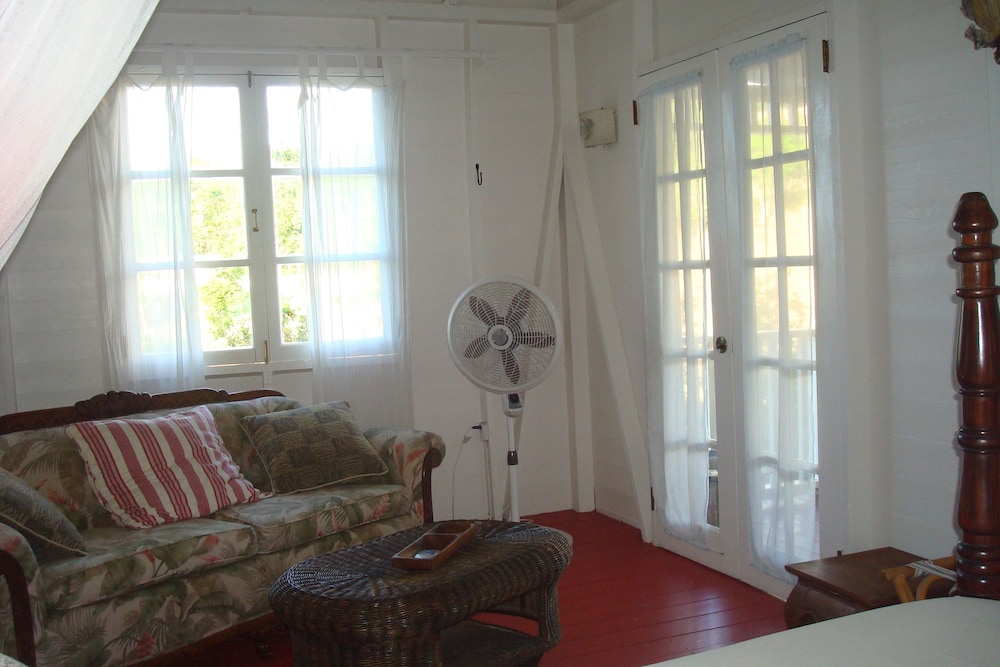 Galley Bay Cottages - Property Image 11