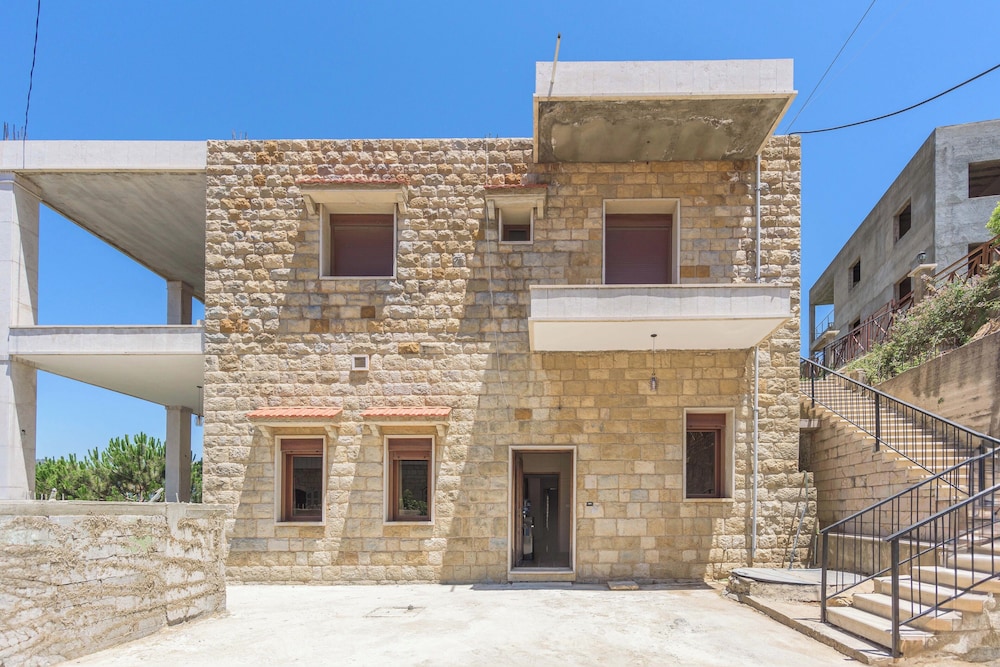 Beit Salima 3BR House with Pool