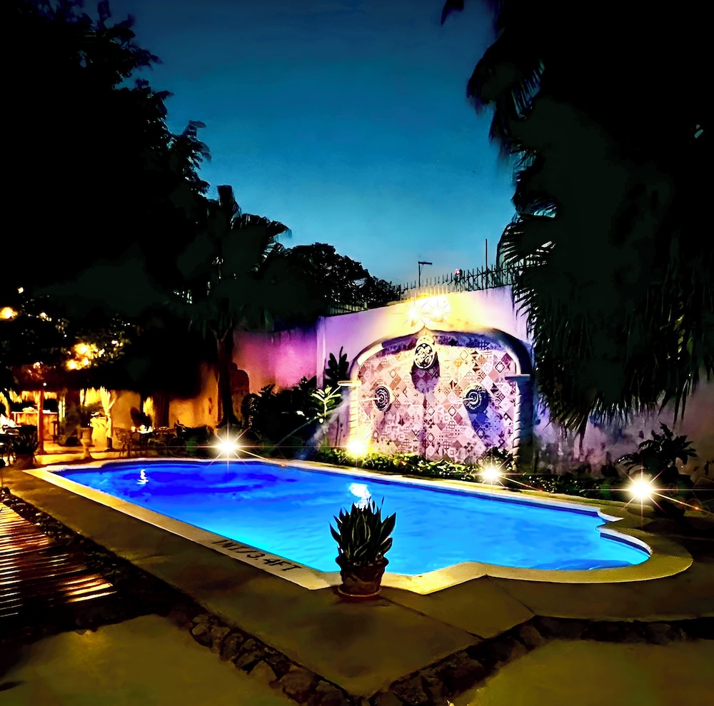 Hotel Los Robles