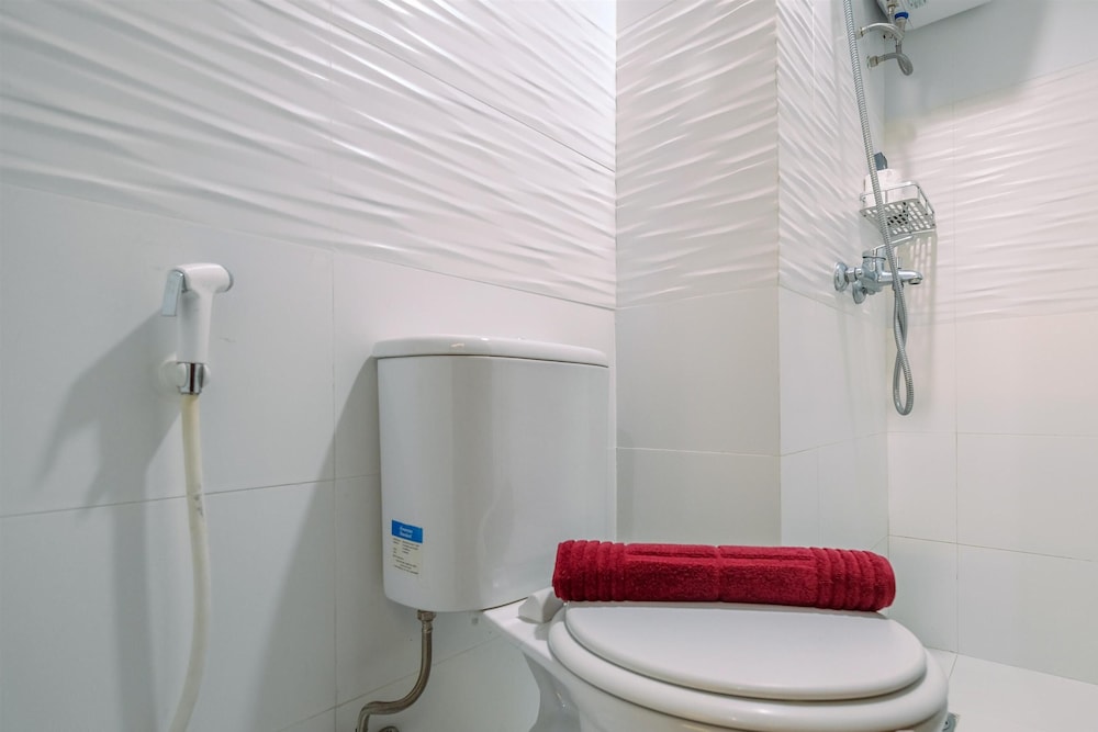 Enjoy and New Furnished Studio at Podomoro Golf View Apartment