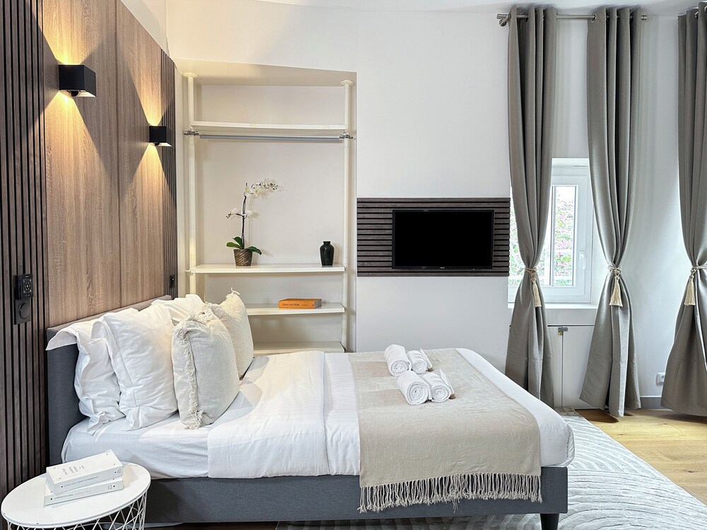 2063 Lille