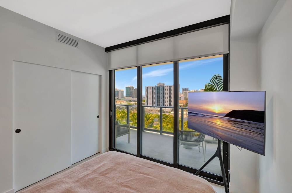 Luxury Condos Near Miami Beach