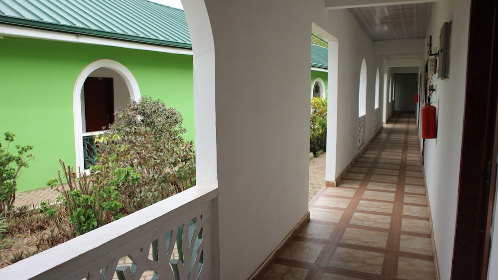 Pioneer Guest Lodge
