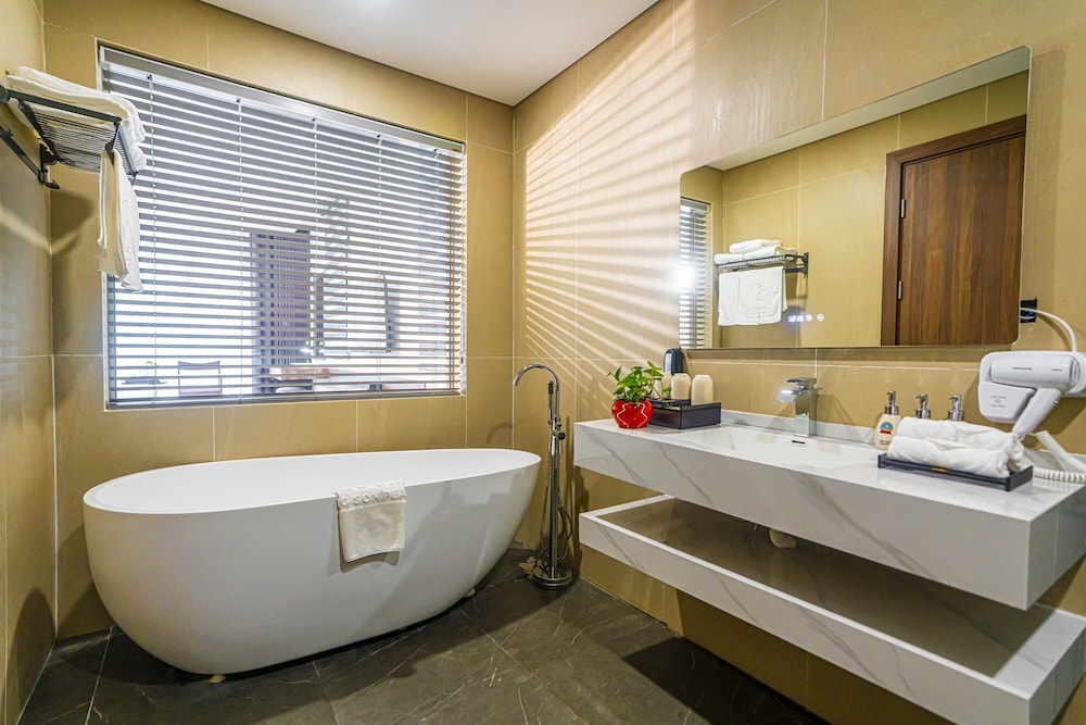Hoang Son Peace Hotel