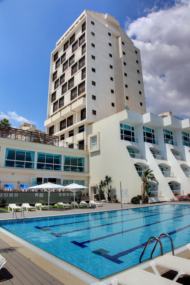 Tiberias Vacations - Golan Hotel Tiberias - Property Image 2