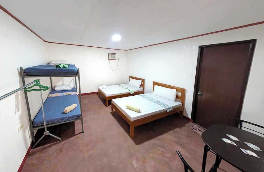 Aroma's Guest House