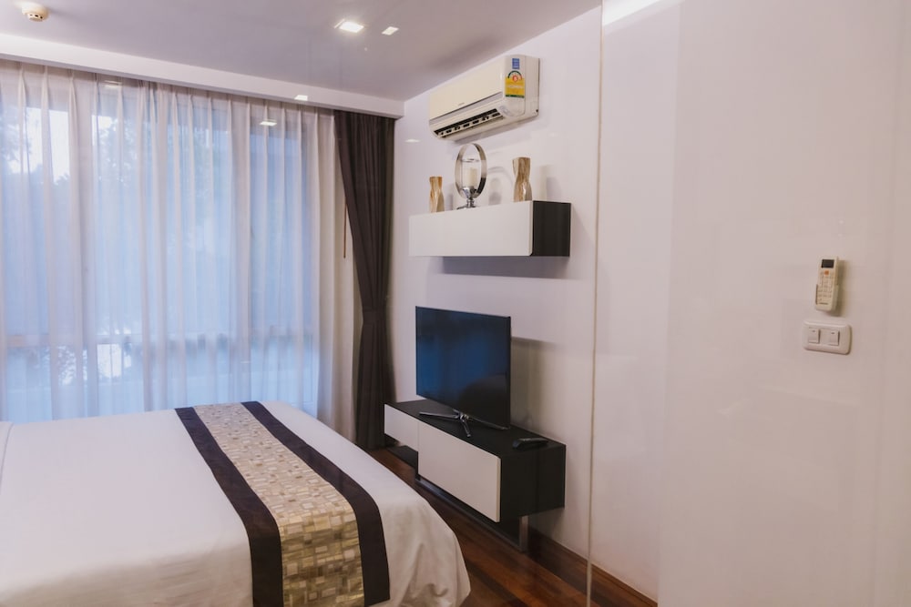 Beverly 33 Suites by PROMPT HOLIDAY HOME