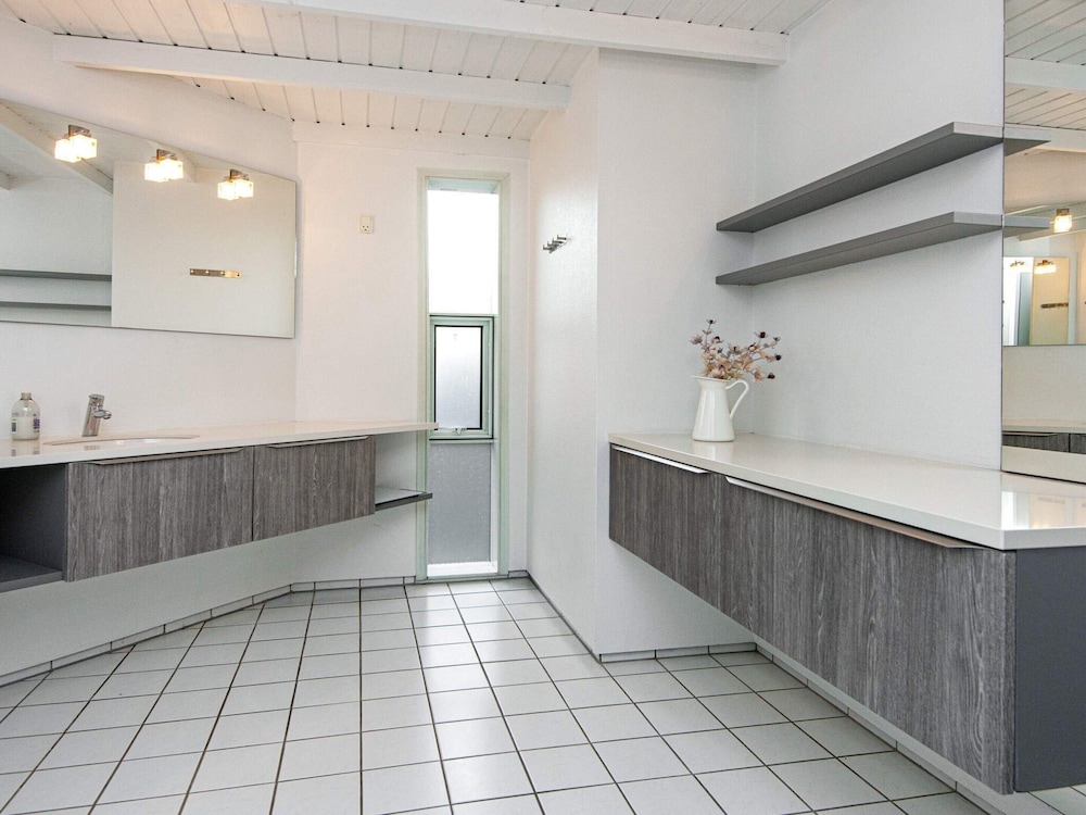 Luxury Retreat by Beach - By Traum Ferienwohnungen view 5