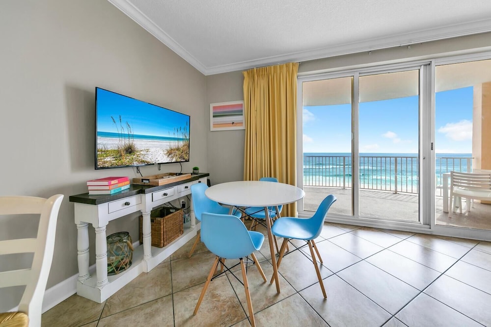 Twin Palms 603