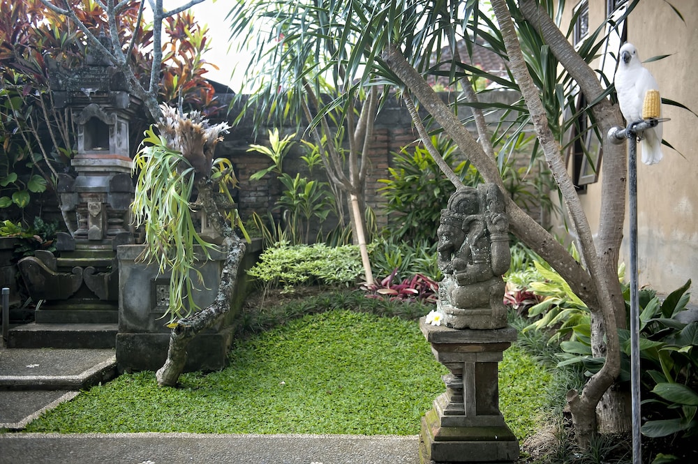 Teja Homestay