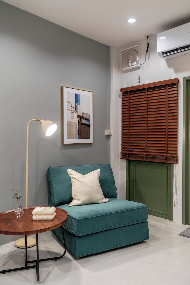 Bluehouse191 hometel
