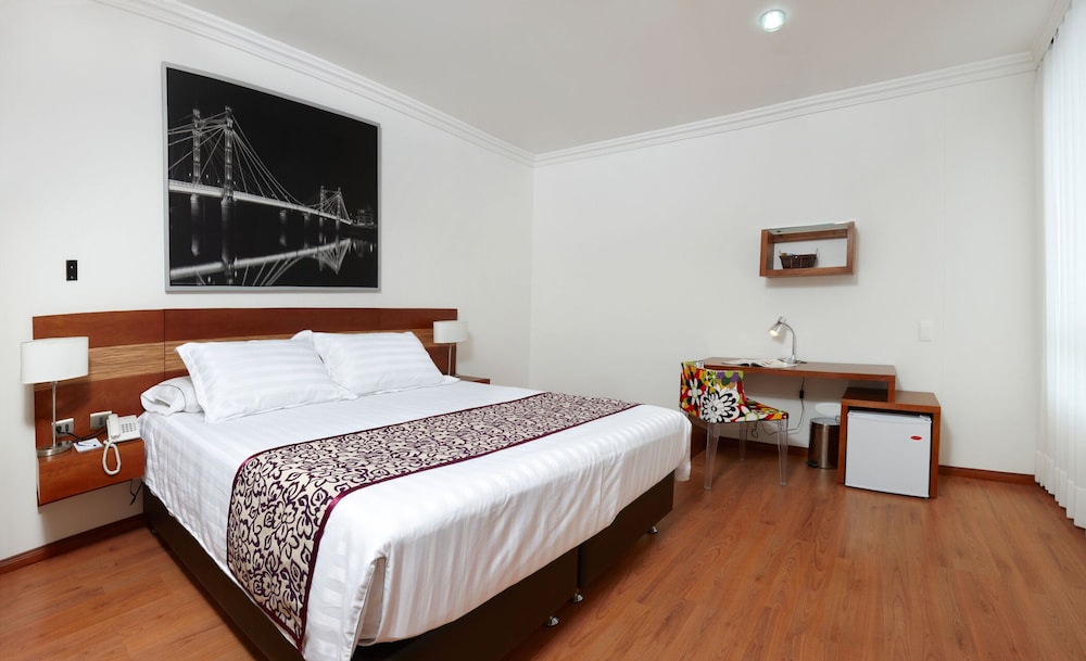 Hotel Vizcaya Plaza - Property Image 4