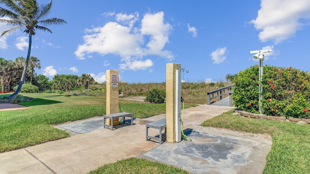 Shoot the Breeze at Cocoa Beach view 2