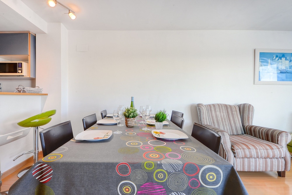 Apartment in Roses Near Santa Margarita Beach