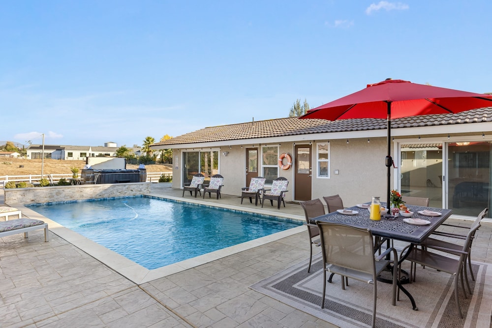Bordeaux Private Pool Hot Tub Game Room Near Temecula Vineyards