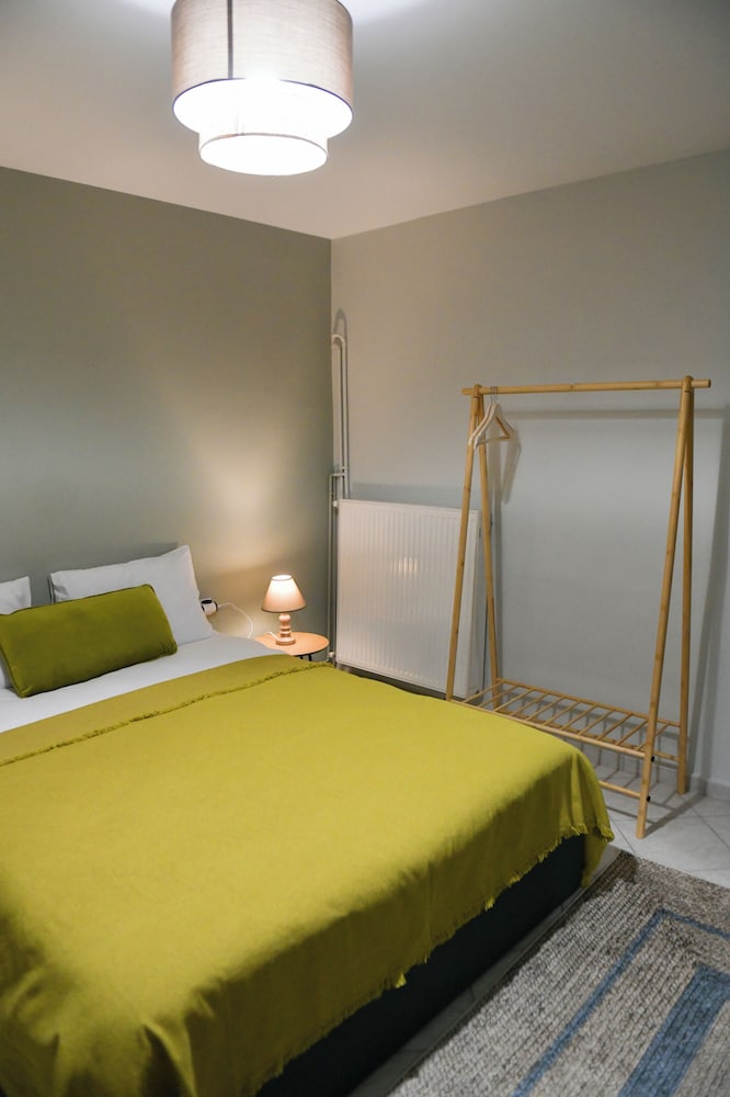 Vayas Residences Legacy
