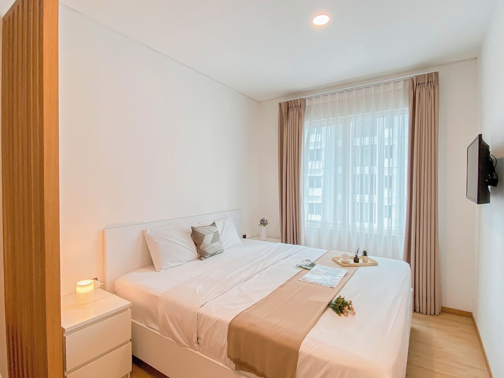 Best Choice 1Br With Extra Room Apartment Thamrin Residence