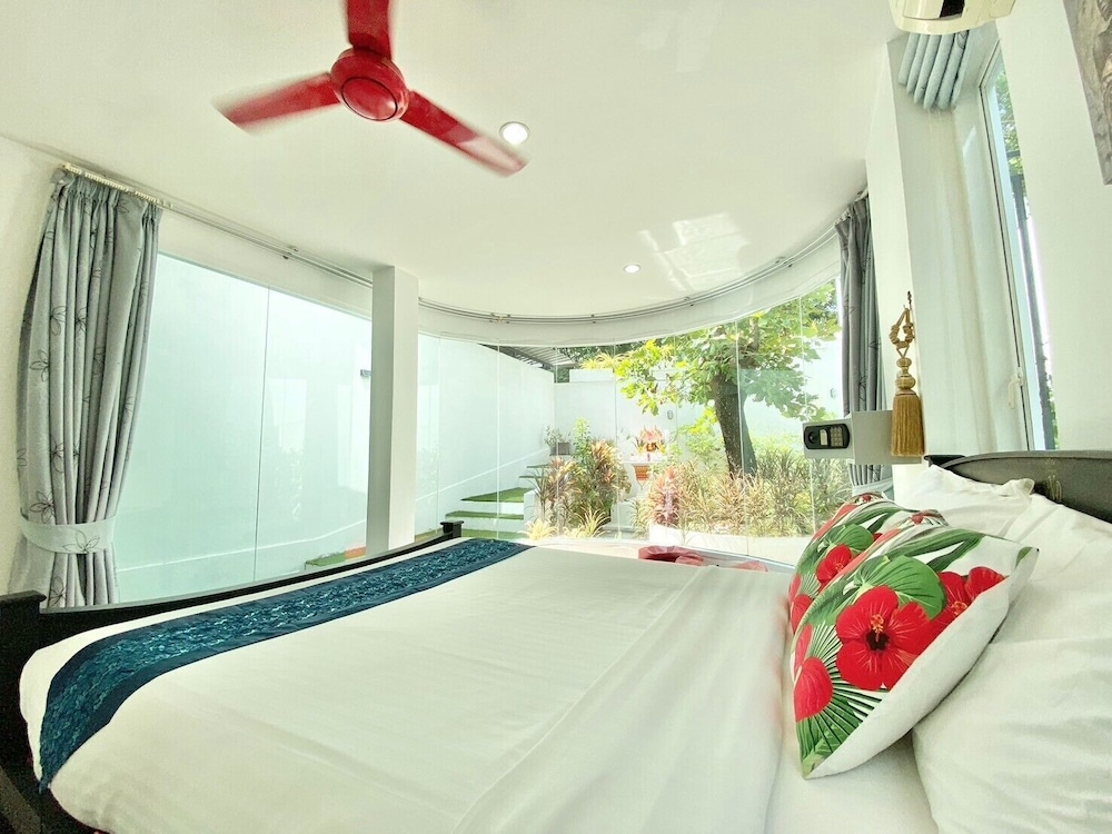 Private Pool Villa for Family & Friends