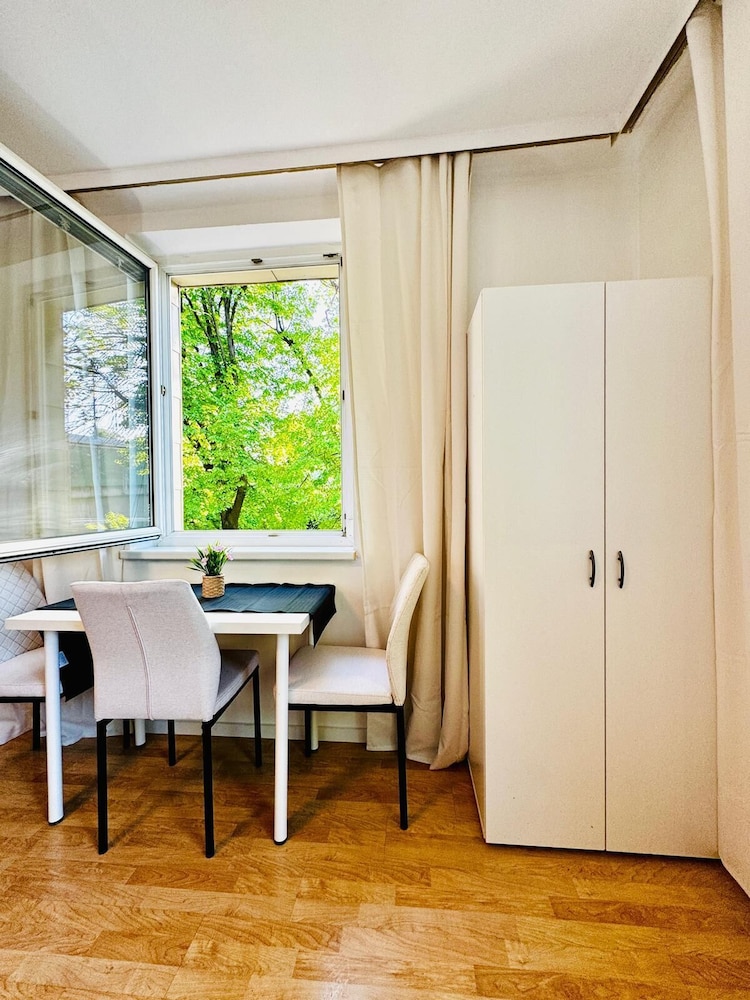 Cozy Garden Villa near Danube For 16P