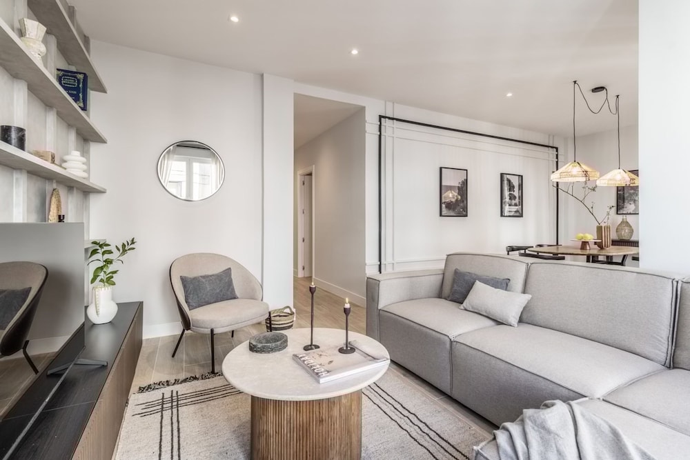 Stella - 3 Bedrooms in Goya