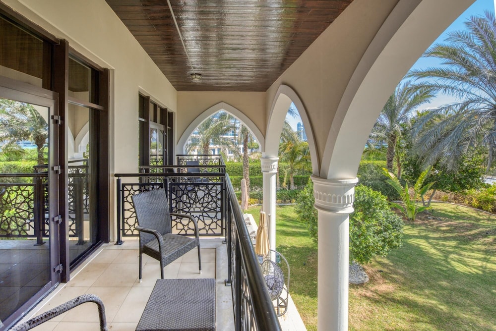 Majestic Resort Villa w Private Pool on The Palm