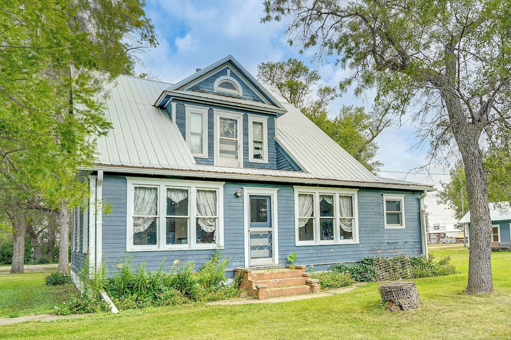 Cozy Rural Hideaway in Mcintosh County!
