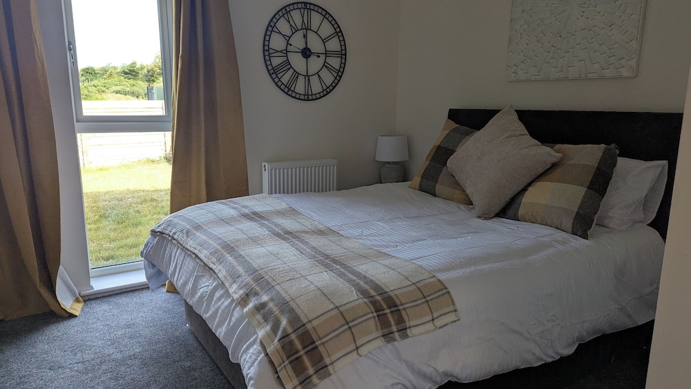Riverbank Cottage