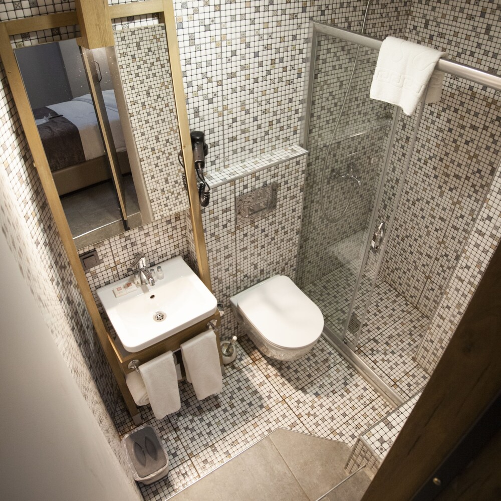 Jurnal Otel - Image 43