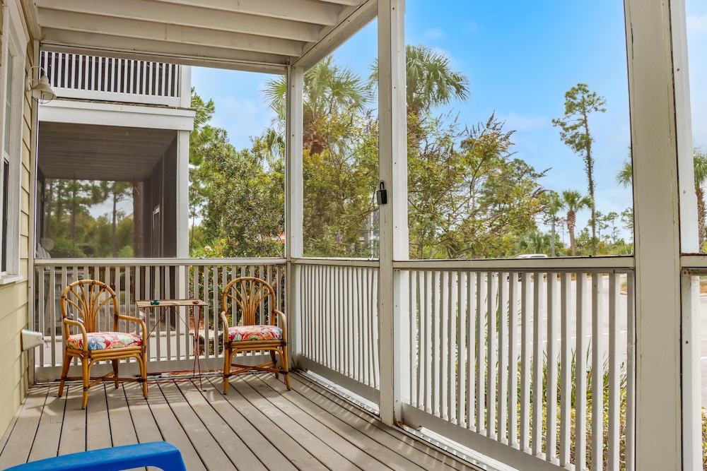Barefoot Cottage B49 - Seabbatical