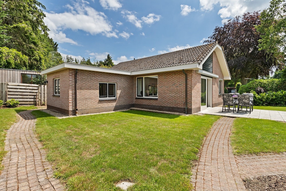 Holiday Home in Putten Near Veluwe Park view 3