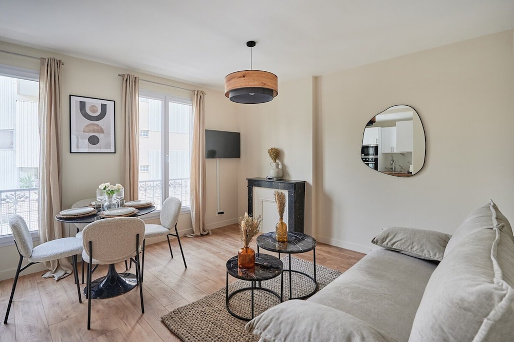 New Apartment Puteaux/la Defense