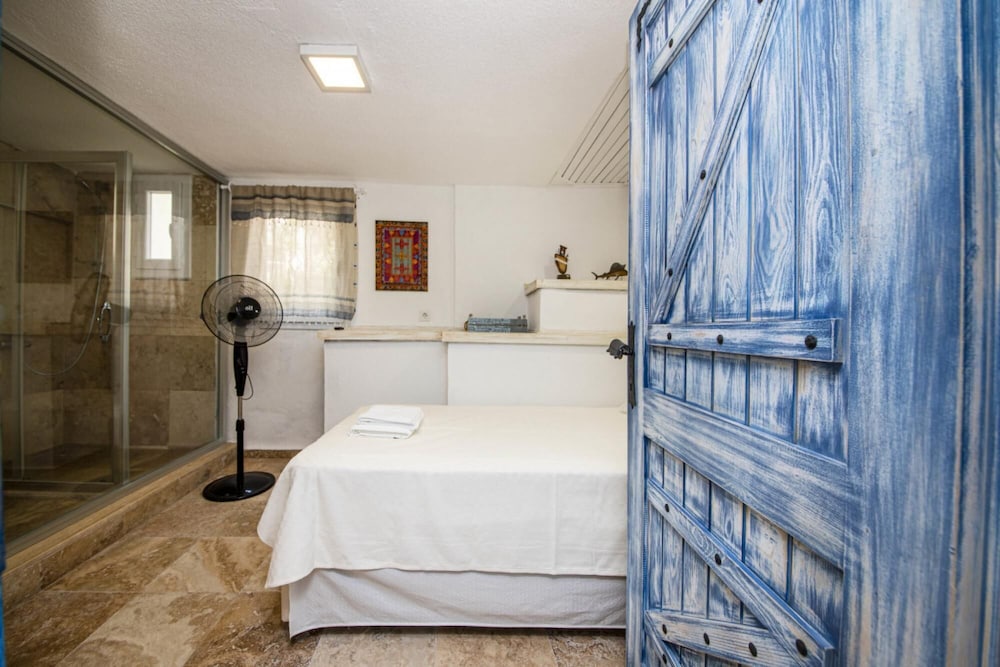Lovely Flat With Pool and Nature View in Bodrum view 4