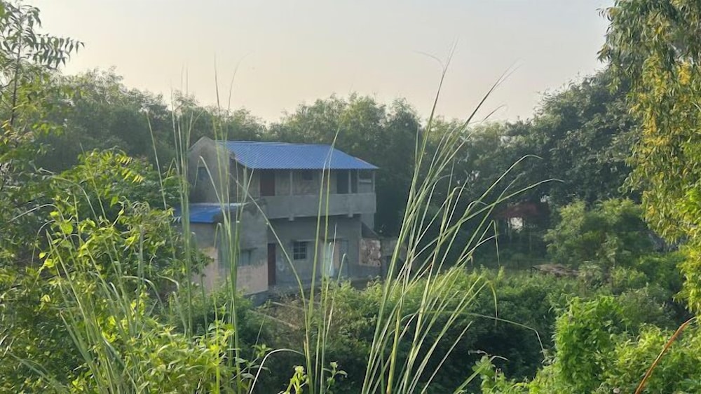 Golok Riverside Retreat