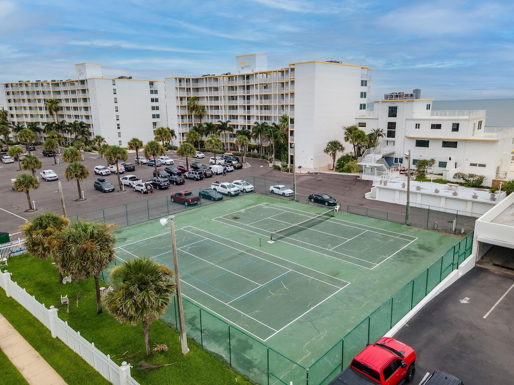 Smyrna Beach Club 818b