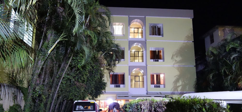 HOTEL SATKAR