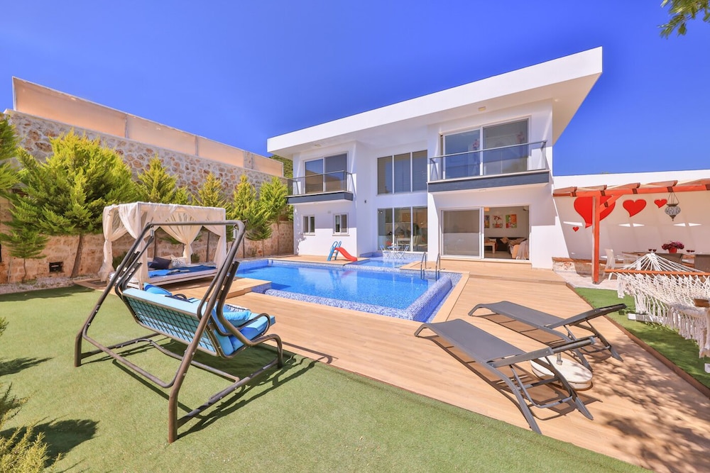 Nergiz Villas