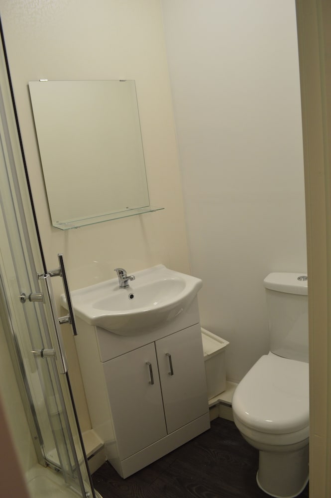 Leicester Vacations - The Bell Gate House - Property Image 18