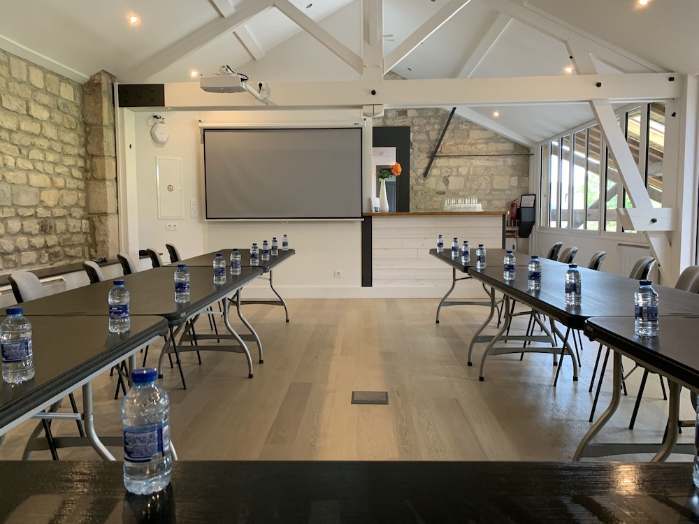 meeting & event spaces