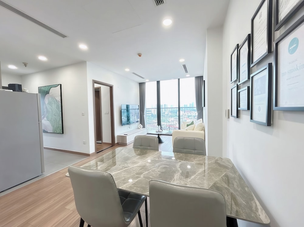 Eco Green Saigon - Free Gym & Pool