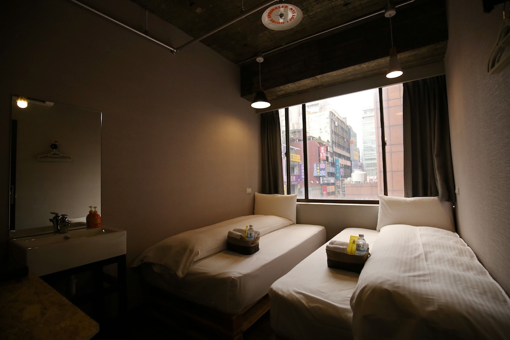 Nys Loft Hotel - Hostel